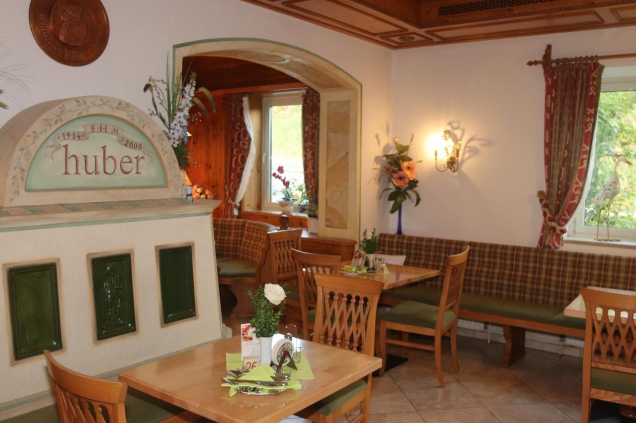 Landhotel Gasthof Huber Merching Exterior foto