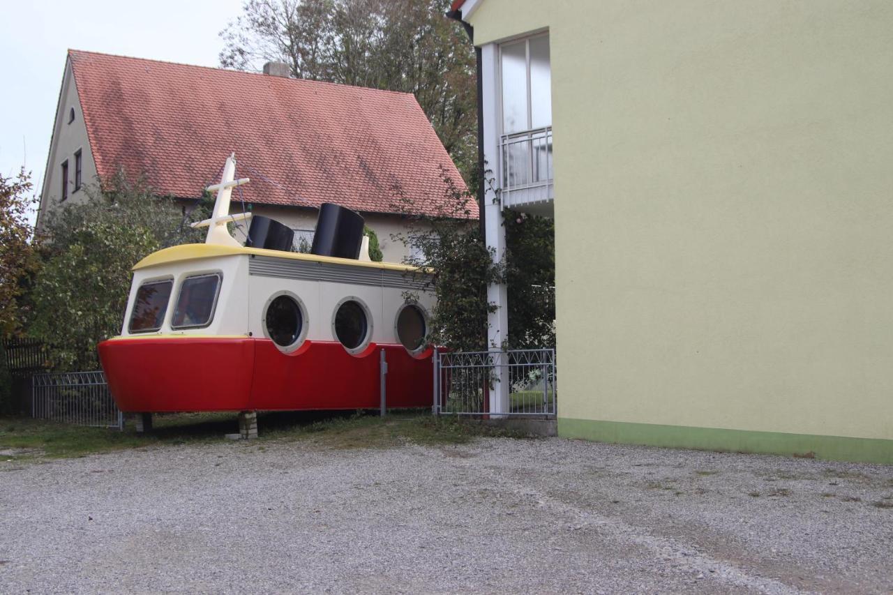 Landhotel Gasthof Huber Merching Exterior foto